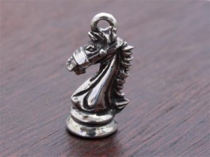 チェス駒ナイト1